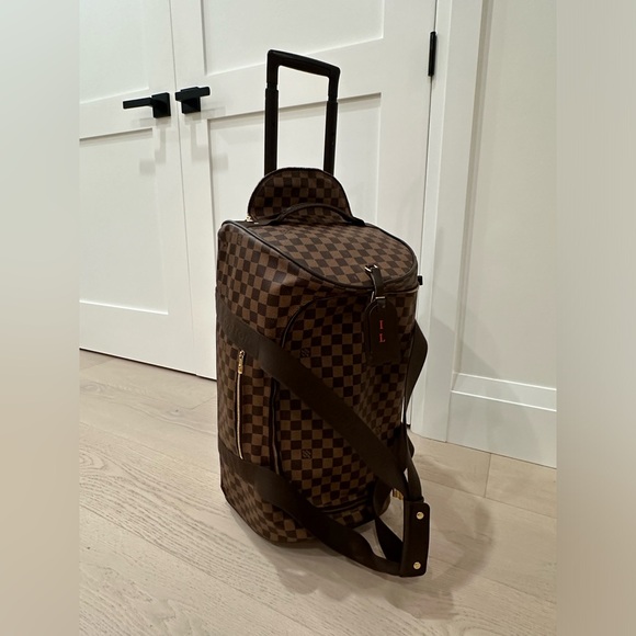 Louis Vuitton Damier Travel Bag on Wheels - Picture 1 of 8